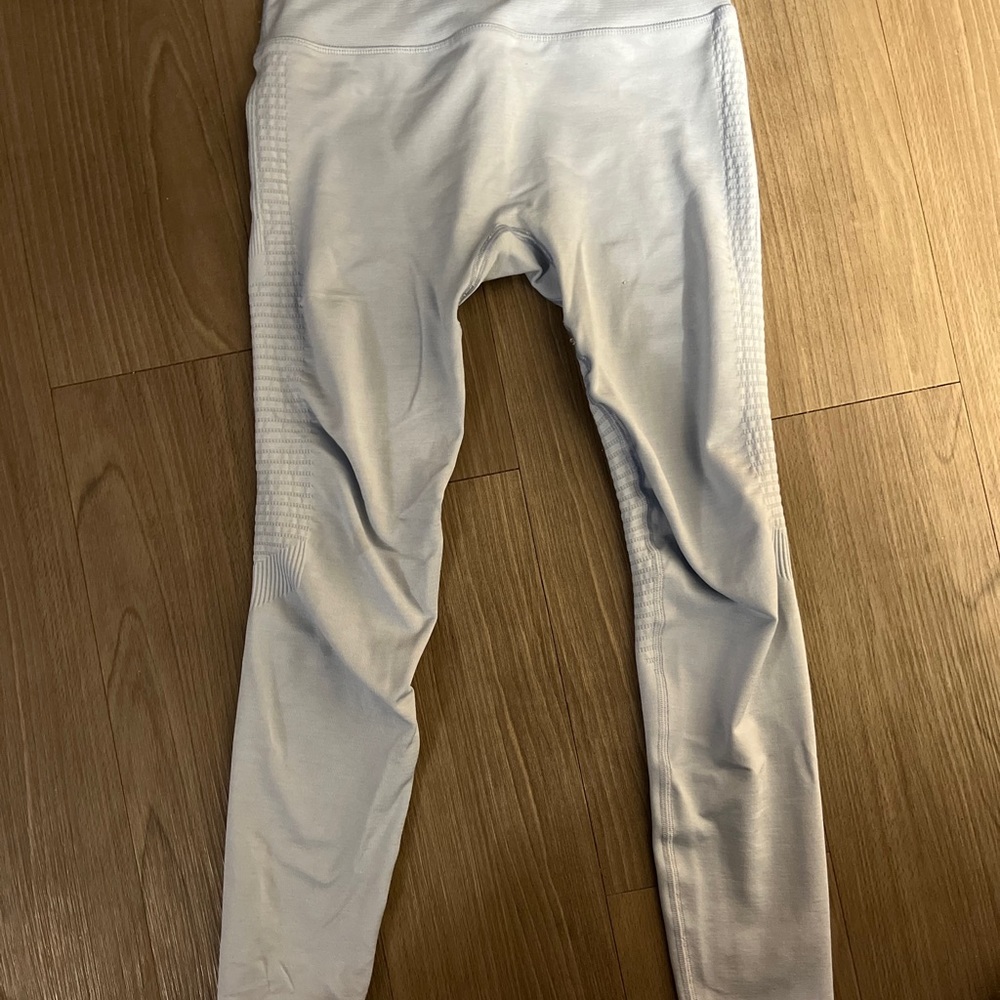 Alphalete ice blue leggings like new